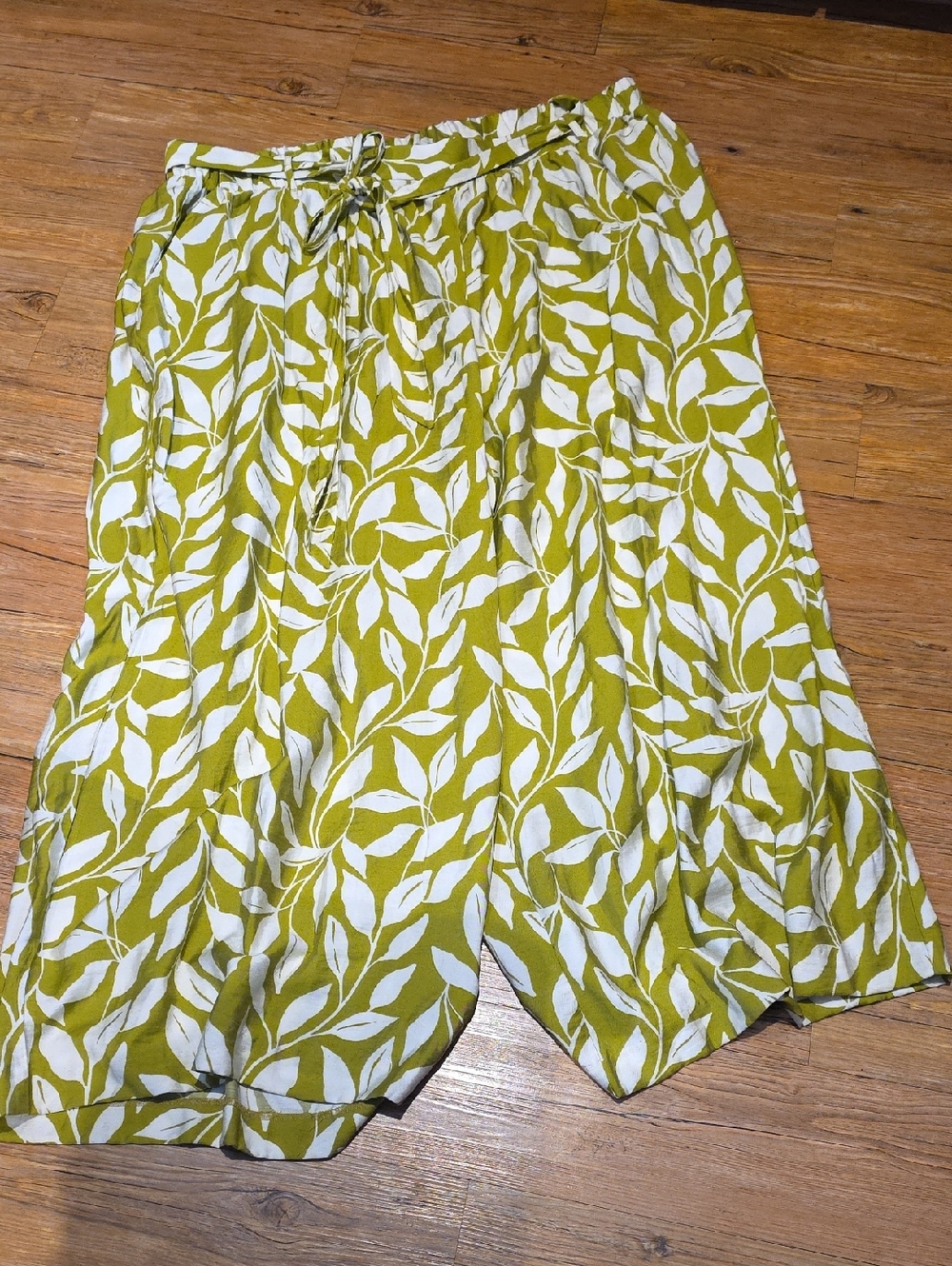 Leaf-Print Green and White Palooza Pants